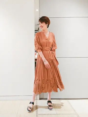 GRACE CONTINENTAL 今野　志保 コーディネート画像