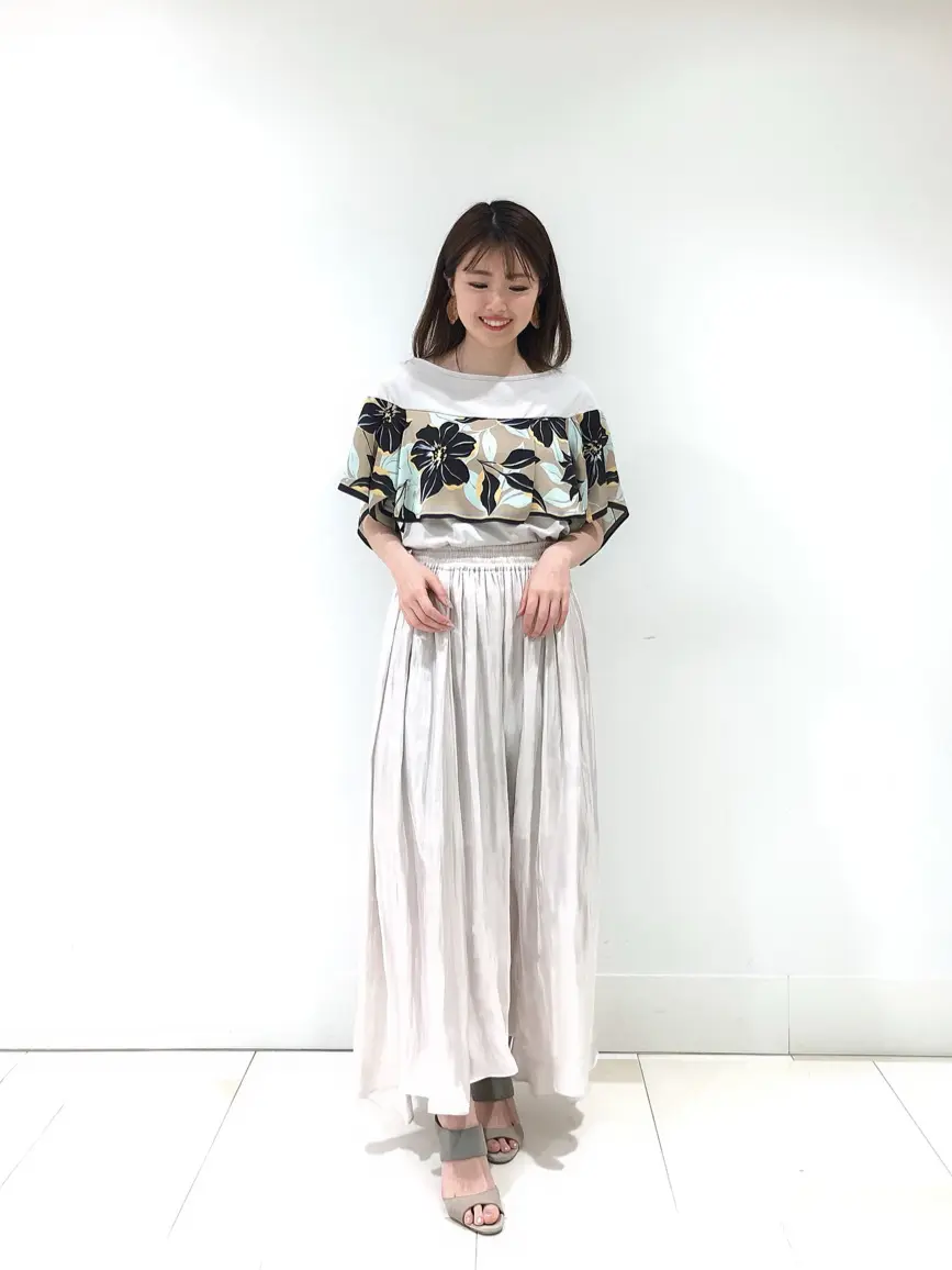 GRACE CONTINENTAL minami コーディネート画像