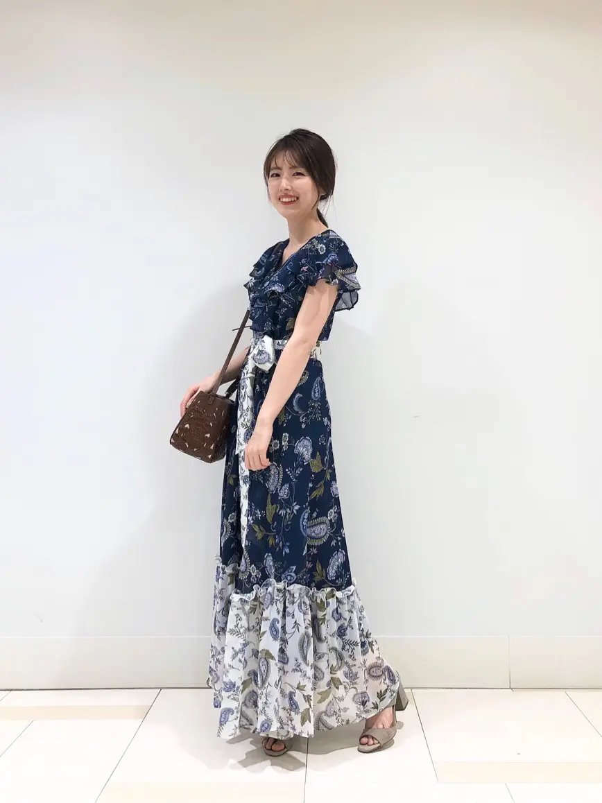 GRACE CONTINENTAL minami コーディネート画像