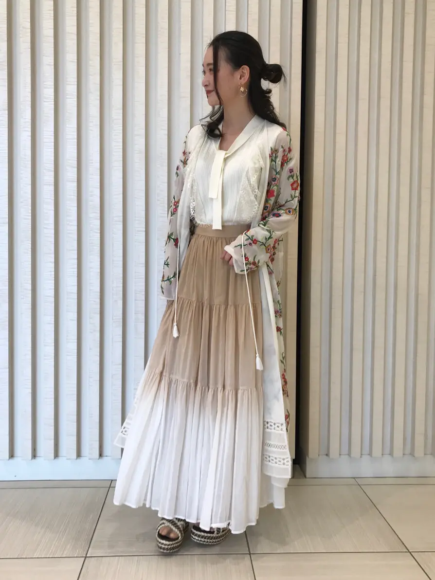 GRACE CONTINENTAL Nakatsu.m コーディネート画像