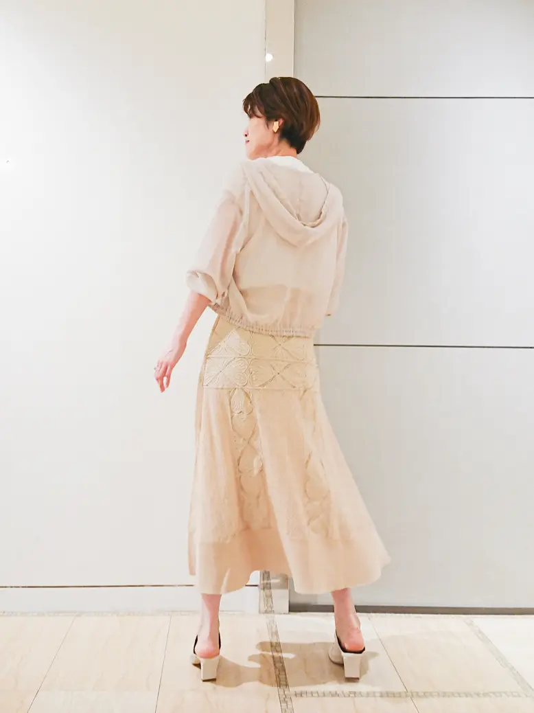 GRACE CONTINENTAL 今野　志保 コーディネート画像