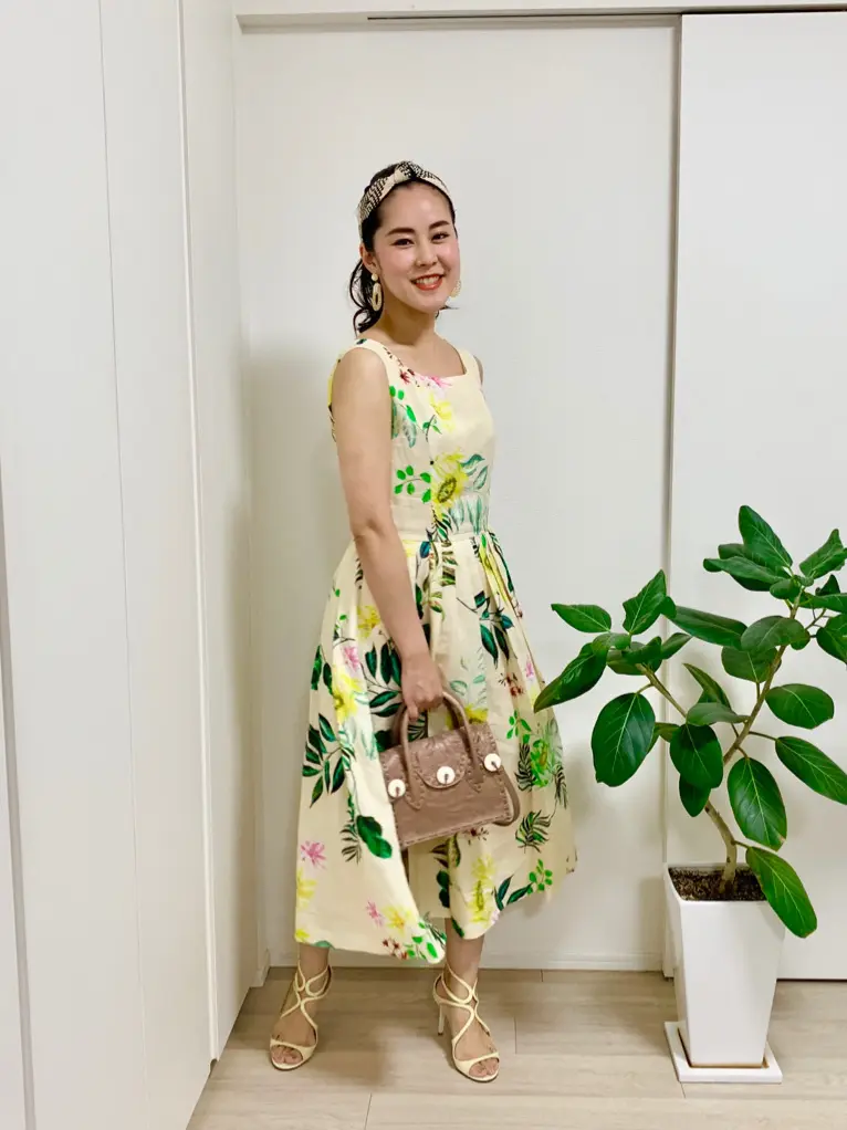 GRACE CONTINENTAL 小笠原　春菜 コーディネート画像