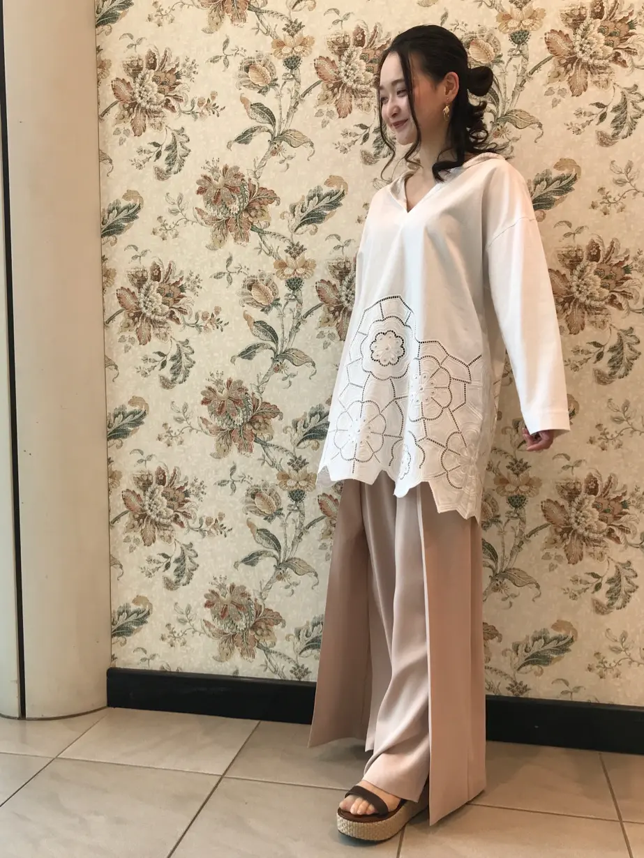 GRACE CONTINENTAL Nakatsu.m コーディネート画像