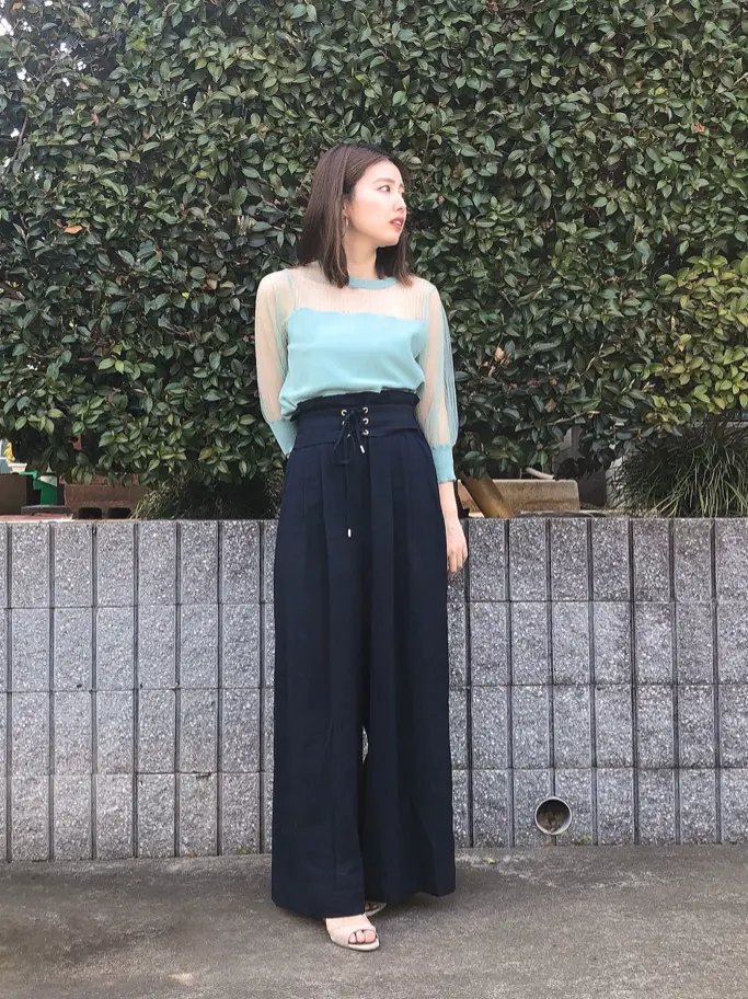 GRACE CONTINENTAL minami コーディネート画像