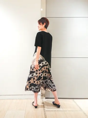 GRACE CONTINENTAL 今野　志保 コーディネート画像