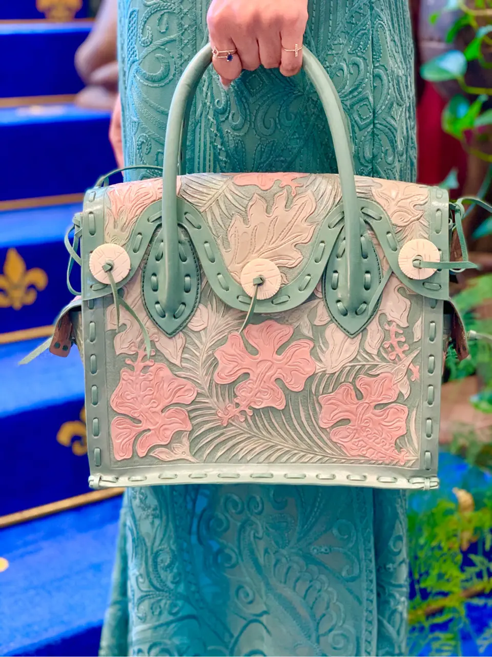 GRACE CONTINENTAL 小笠原　春菜 コーディネート画像