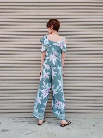 GRACE CONTINENTAL 今野　志保 コーディネート画像