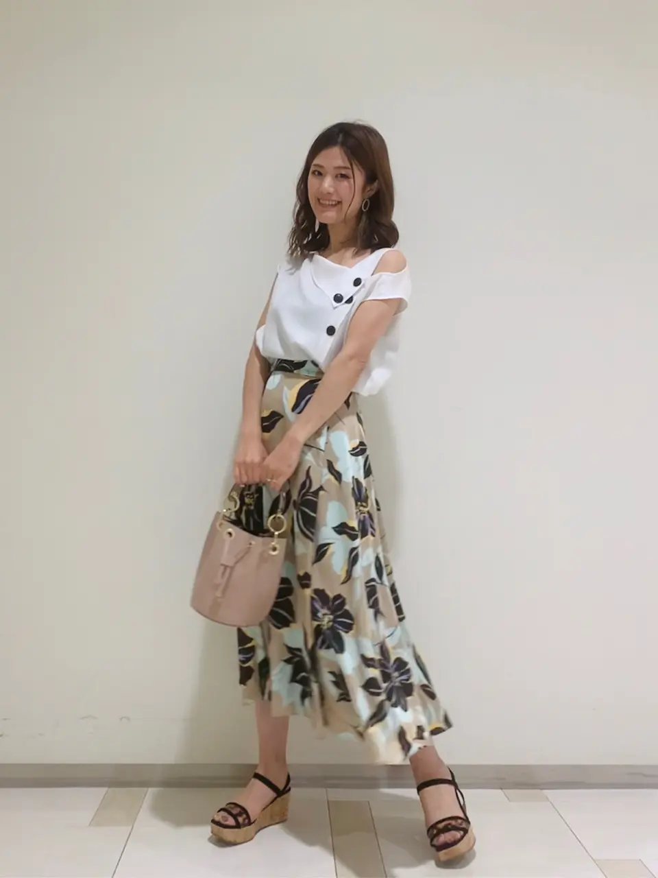 GRACE CONTINENTAL A.Kameyama コーディネート画像