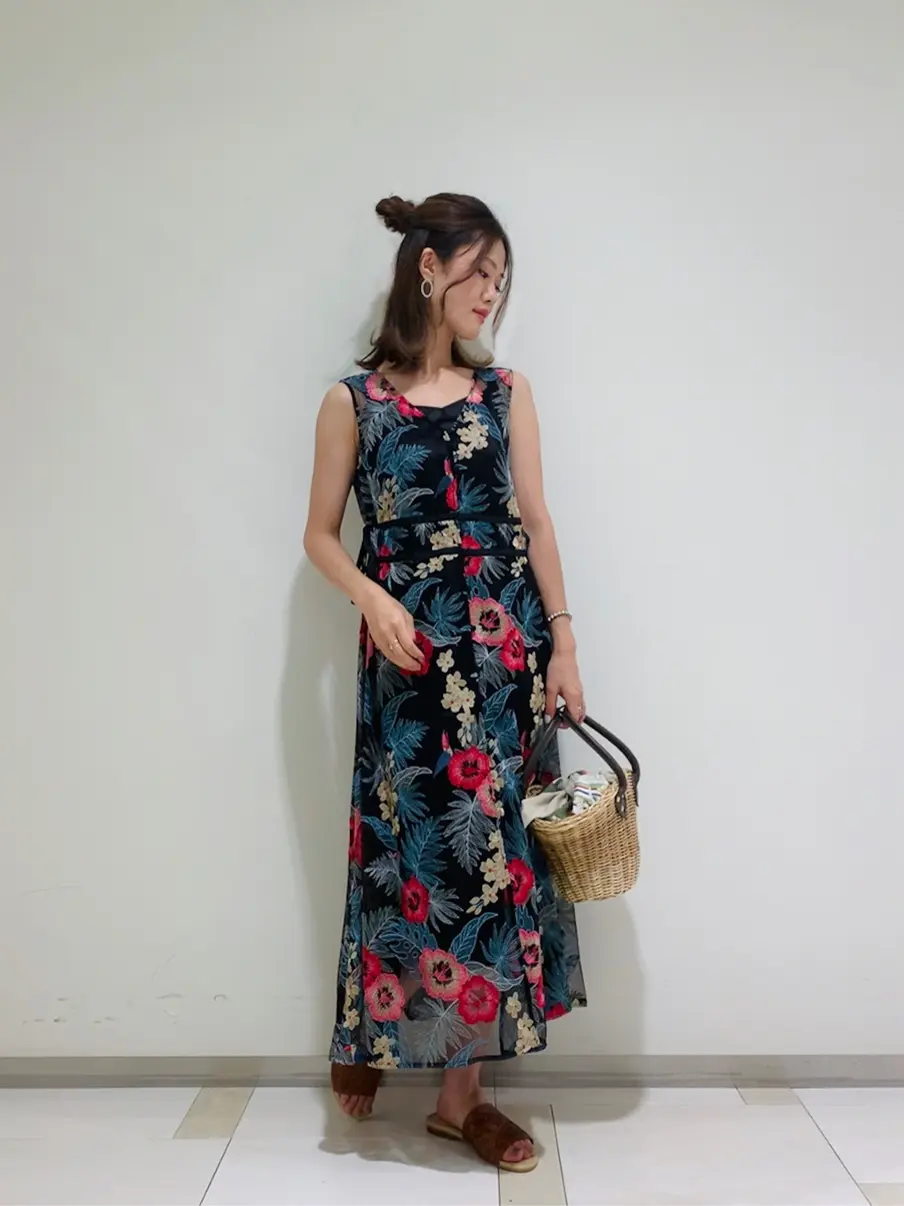 GRACE CONTINENTAL A.Kameyama コーディネート画像