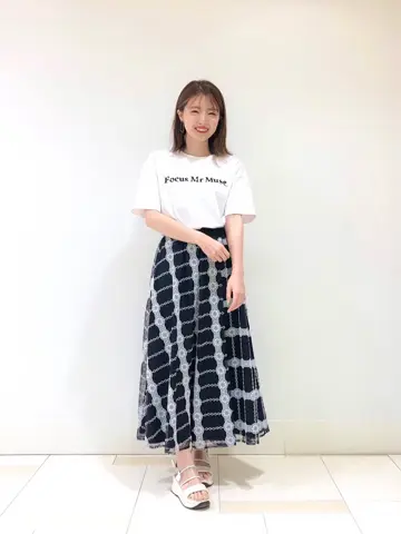 GRACE CONTINENTAL minami コーディネート画像