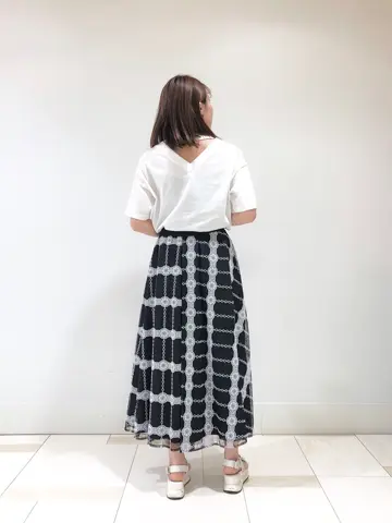 GRACE CONTINENTAL minami コーディネート画像