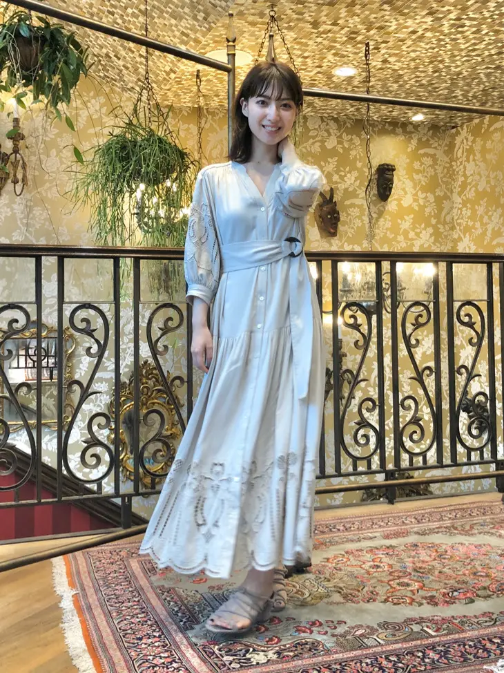  青木育日 コーディネート画像