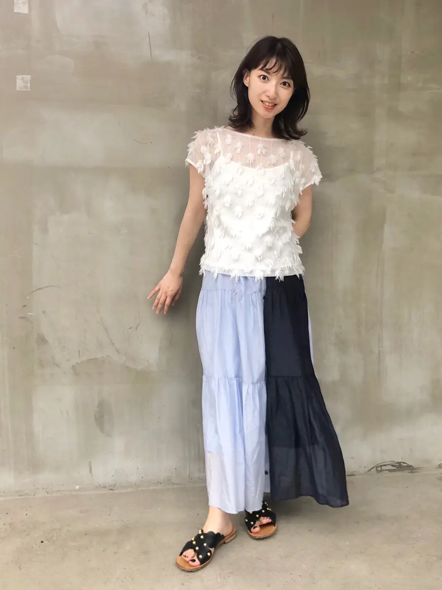  青木育日 コーディネート画像