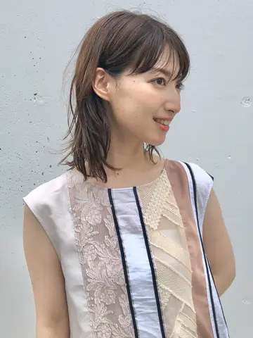 GRACE CONTINENTAL 青木育日 コーディネート画像