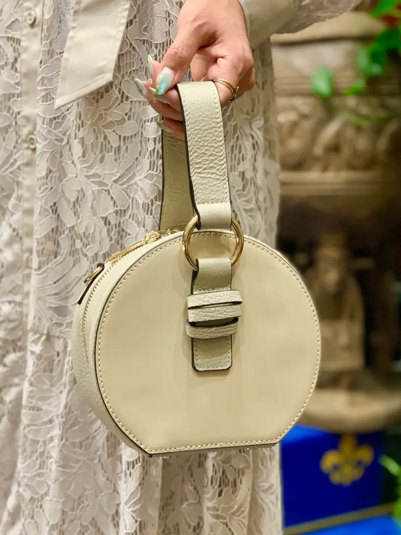 GRACE CONTINENTAL 小笠原　春菜 コーディネート画像