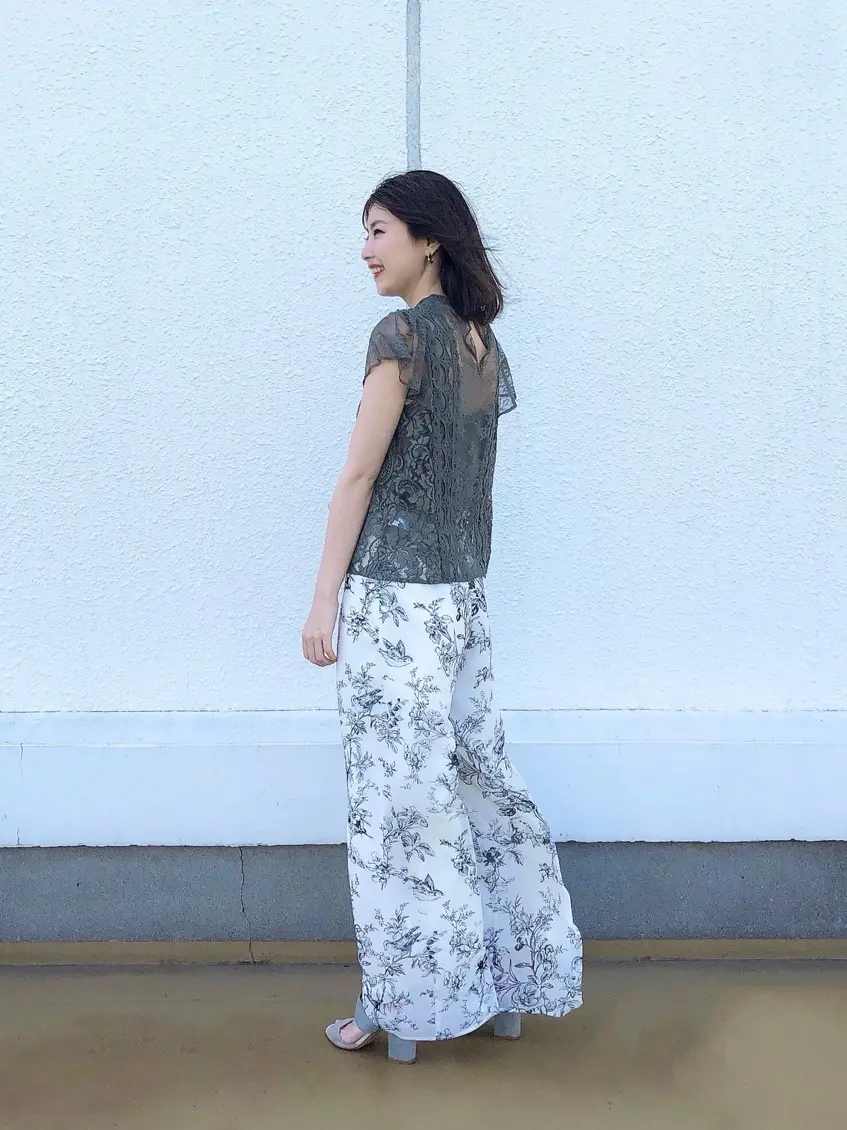 GRACE CONTINENTAL minami コーディネート画像