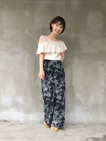 GRACE CONTINENTAL 青木育日 コーディネート画像