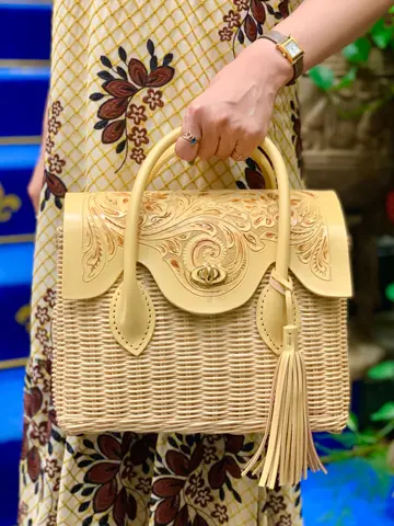 GRACE CONTINENTAL 小笠原　春菜 コーディネート画像