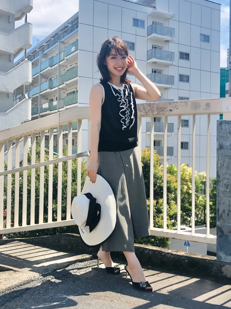  青木育日 コーディネート画像