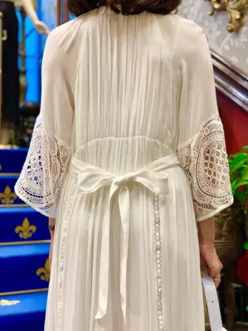 GRACE CONTINENTAL 小笠原　春菜 コーディネート画像