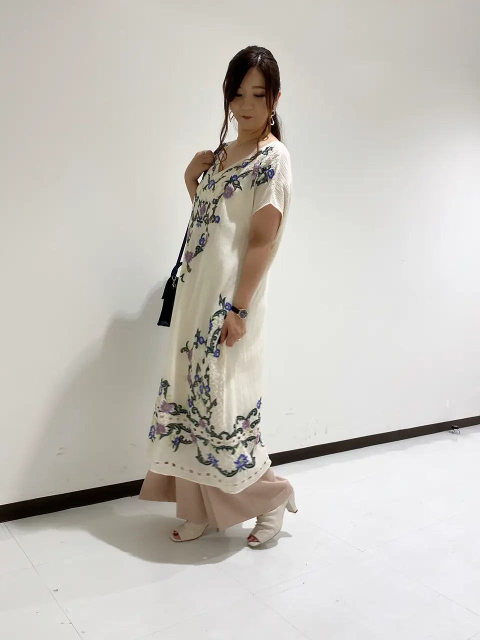 GRACE CONTINENTAL MOMOKO コーディネート画像