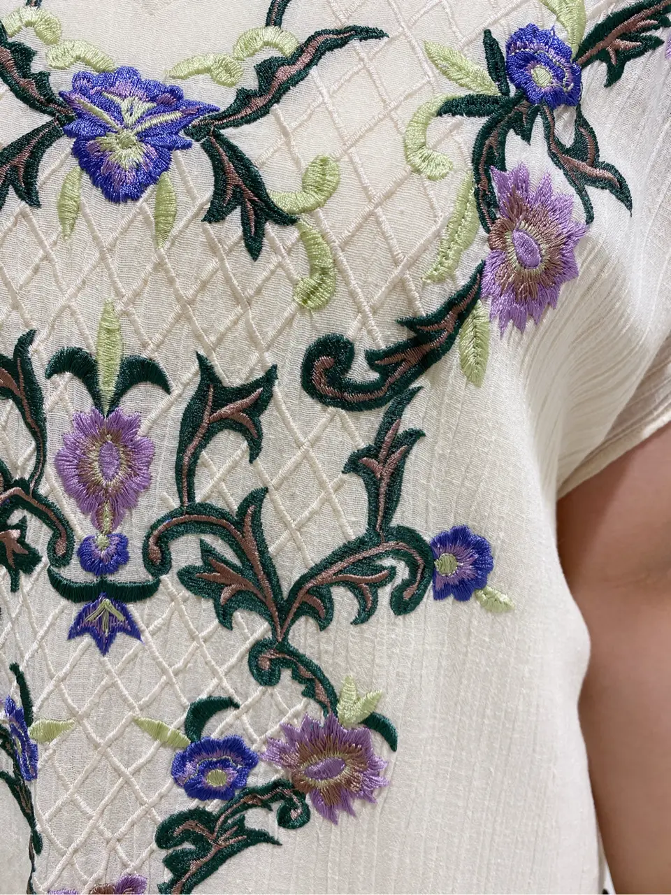 GRACE CONTINENTAL MOMOKO コーディネート画像