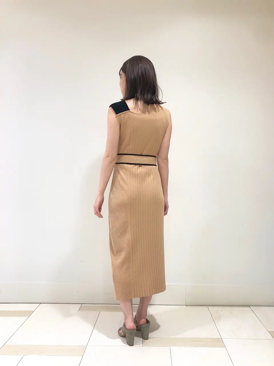 GRACE CONTINENTAL minami コーディネート画像