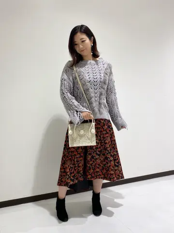 GRACE CONTINENTAL MOMOKO コーディネート画像