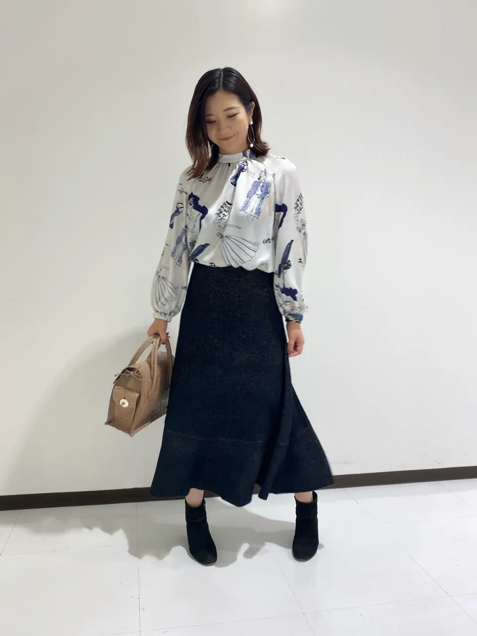 GRACE CONTINENTAL MOMOKO コーディネート画像