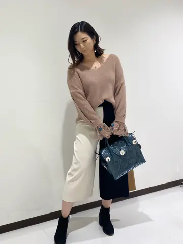 GRACE CONTINENTAL MOMOKO コーディネート画像