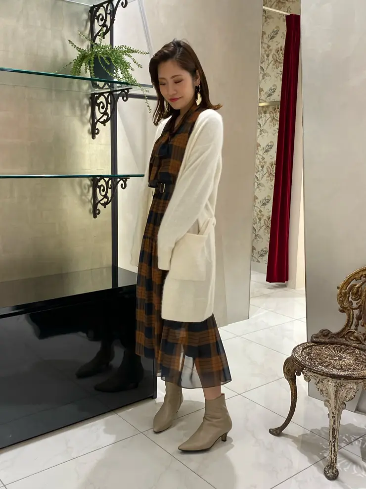 GRACE CONTINENTAL miyata コーディネート画像