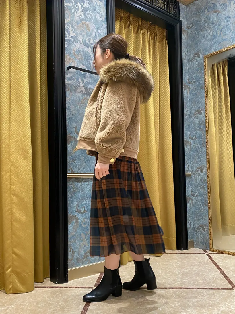 GRACE CONTINENTAL The Banquet 泉　智子 コーディネート画像