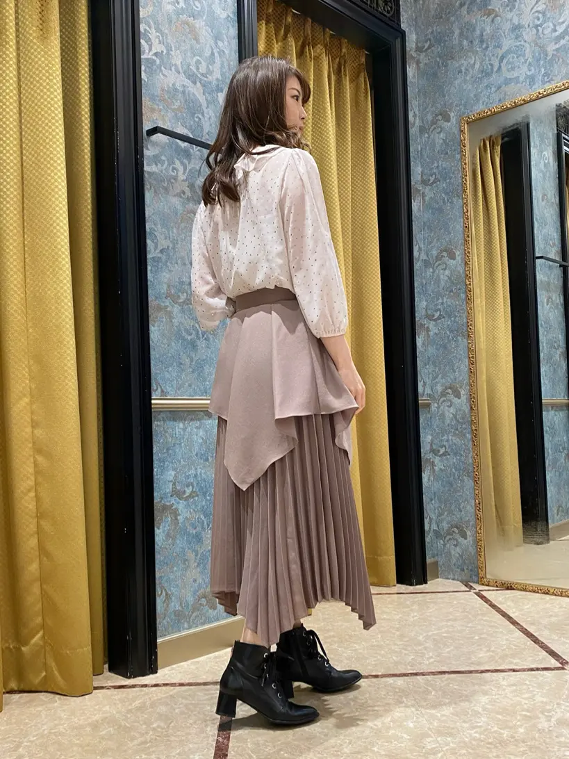 GRACE CONTINENTAL The Banquet Aya. コーディネート画像