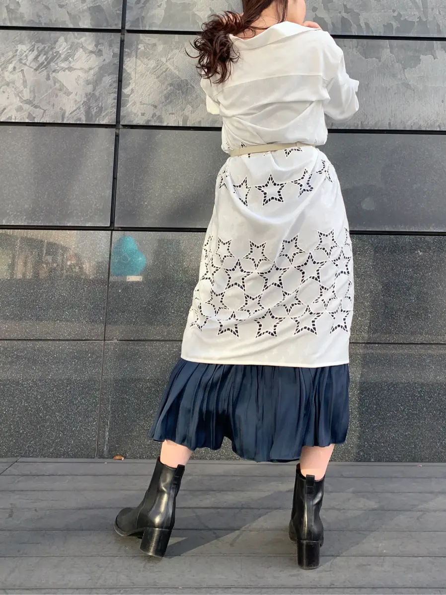 GRACE CONTINENTAL The Banquet 日笠　雅 コーディネート画像