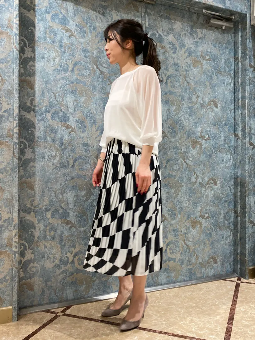 GRACE CONTINENTAL The Banquet 泉　智子 コーディネート画像