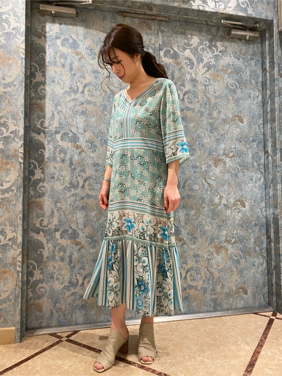 GRACE CONTINENTAL The Banquet 泉　智子 コーディネート画像