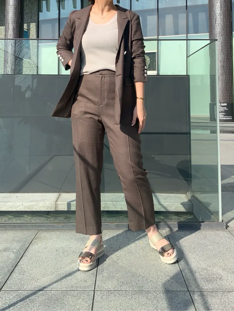 GRACE CONTINENTAL The Banquet 日笠　雅 コーディネート画像