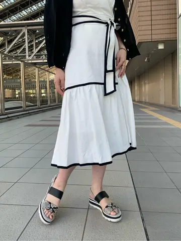 GRACE CONTINENTAL The Banquet 日笠　雅 コーディネート画像