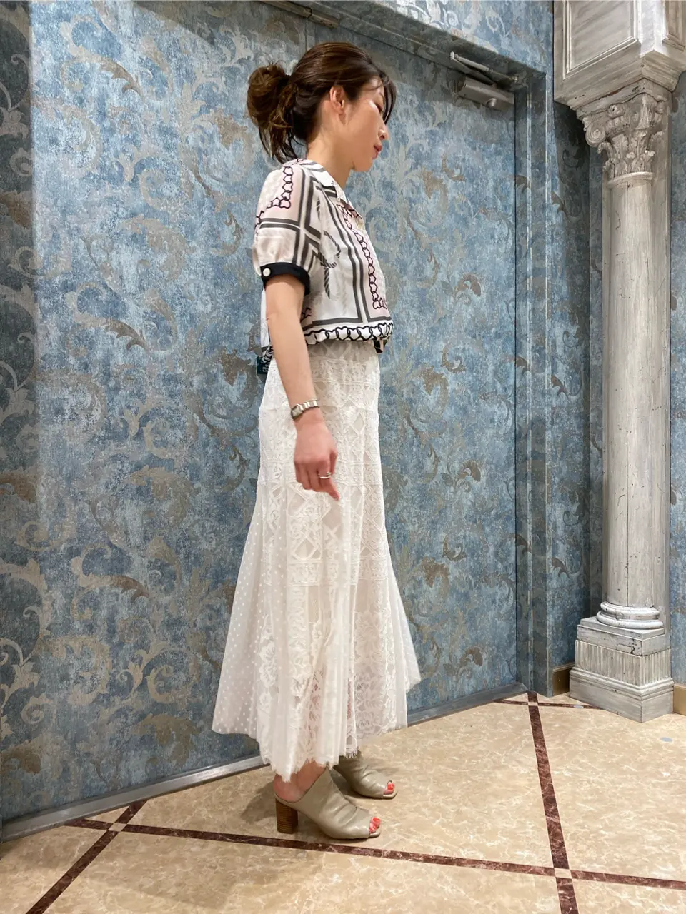 GRACE CONTINENTAL The Banquet 泉　智子 コーディネート画像