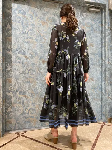 GRACE CONTINENTAL The Banquet 泉　智子 コーディネート画像