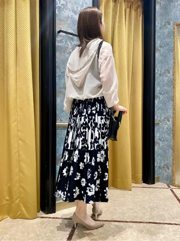 GRACE CONTINENTAL The Banquet Aya. コーディネート画像