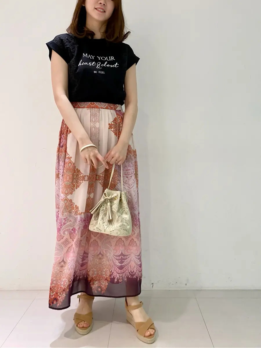  Aya. コーディネート画像