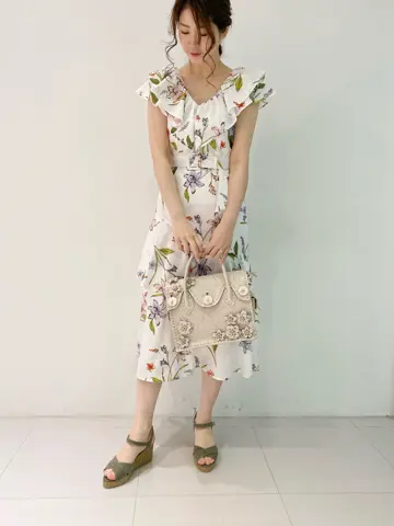 GRACE CONTINENTAL The Banquet Aya. コーディネート画像