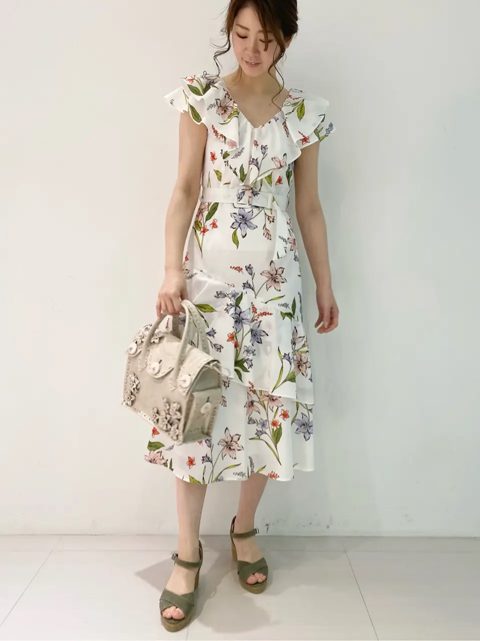 GRACE CONTINENTAL The Banquet Aya. コーディネート画像