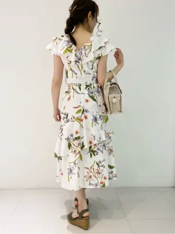 GRACE CONTINENTAL The Banquet Aya. コーディネート画像