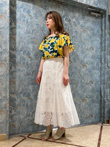 GRACE CONTINENTAL The Banquet 泉　智子 コーディネート画像