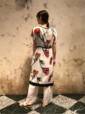 GRACE CONTINENTAL The Banquet ほしの コーディネート画像