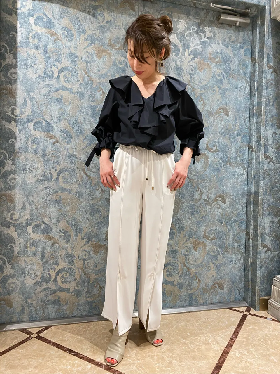 GRACE CONTINENTAL The Banquet 泉　智子 コーディネート画像