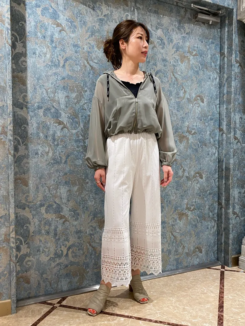 GRACE CONTINENTAL The Banquet 泉　智子 コーディネート画像