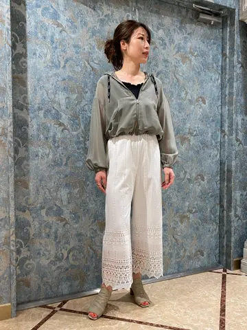 GRACE CONTINENTAL The Banquet 泉　智子 コーディネート画像